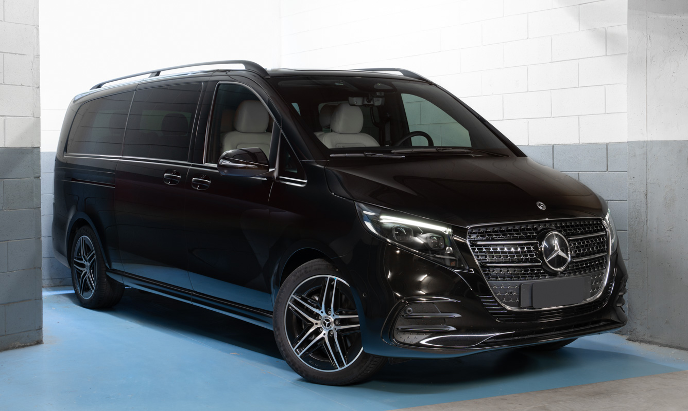 Mercedes-Benz V300d AMG 4Matic ExtraLong