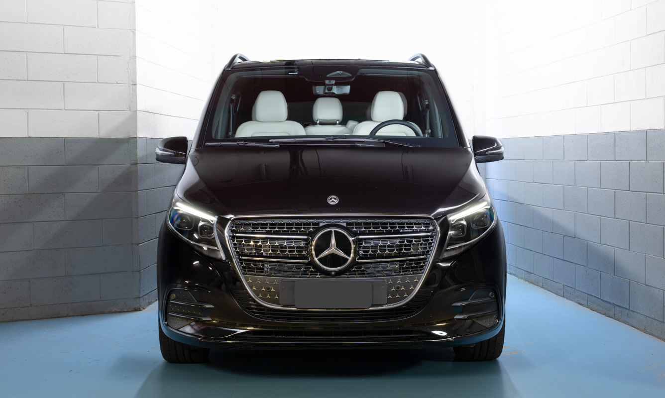 Mercedes-Benz V300d AMG 4Matic ExtraLong – 2