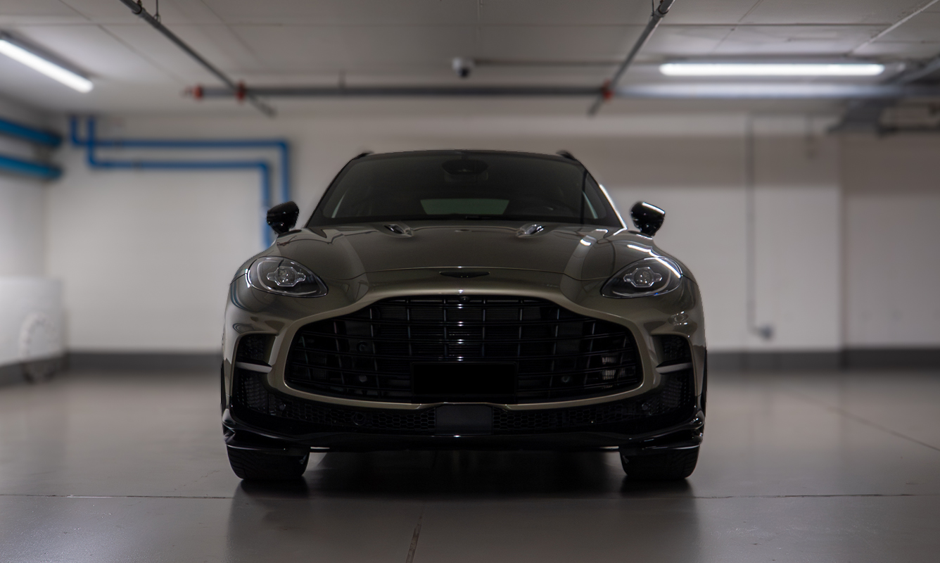 Aston Martin DBX 707 – 3