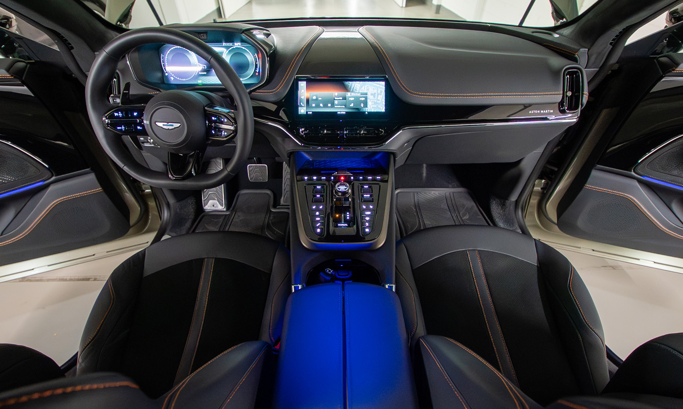 Aston Martin DBX 707 – 8