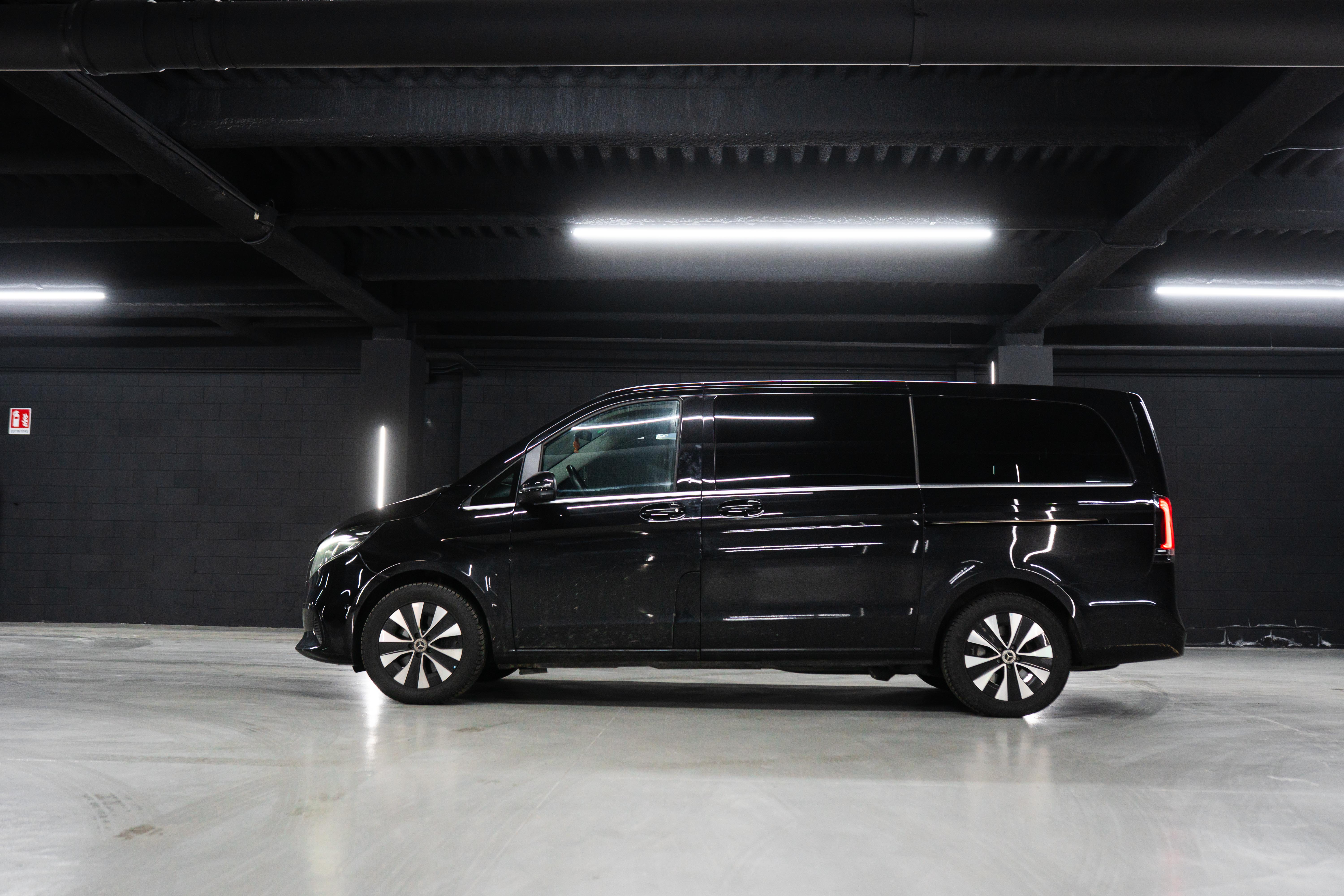 Mercedes-Benz V250d – 3