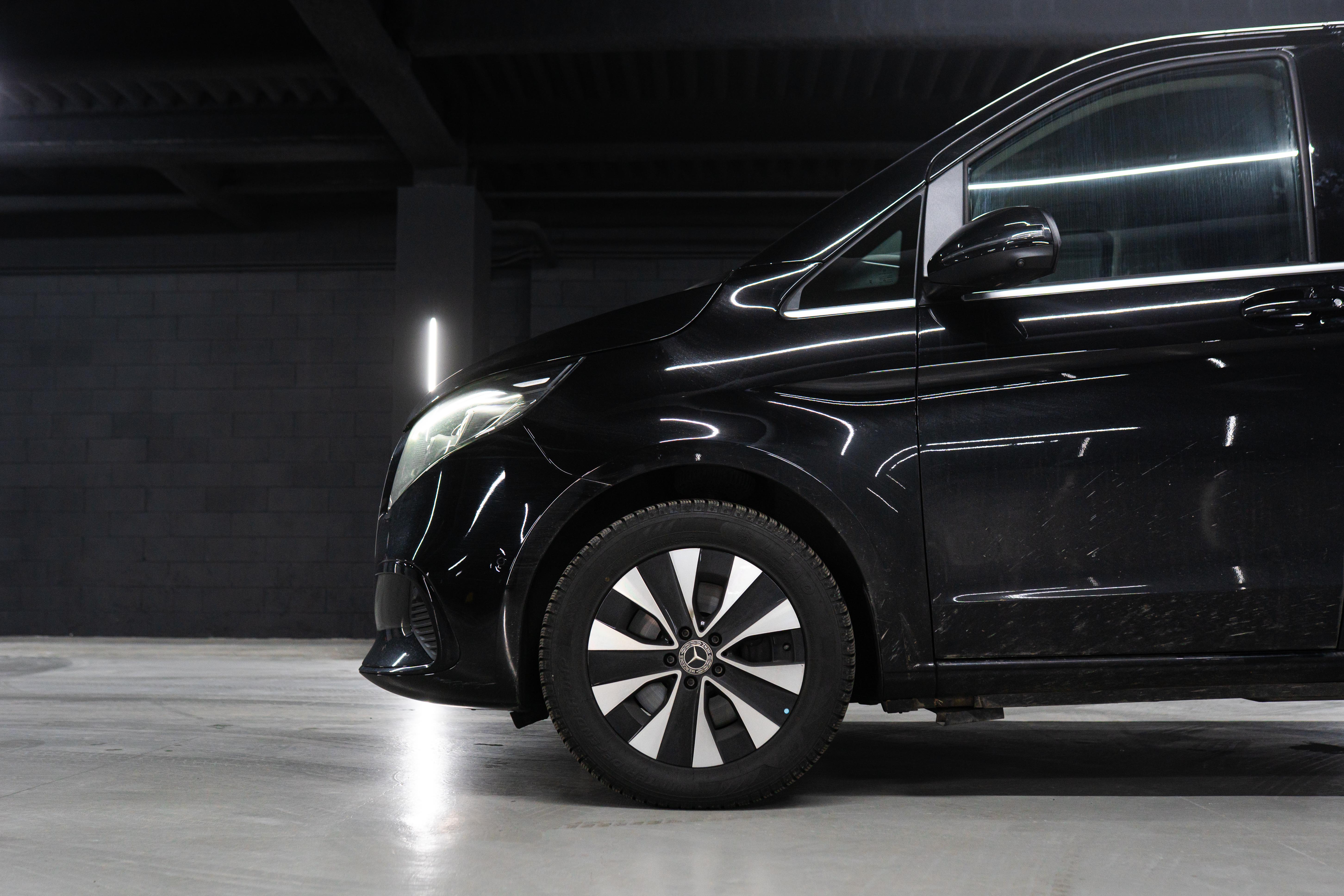 Mercedes-Benz V250d – 4