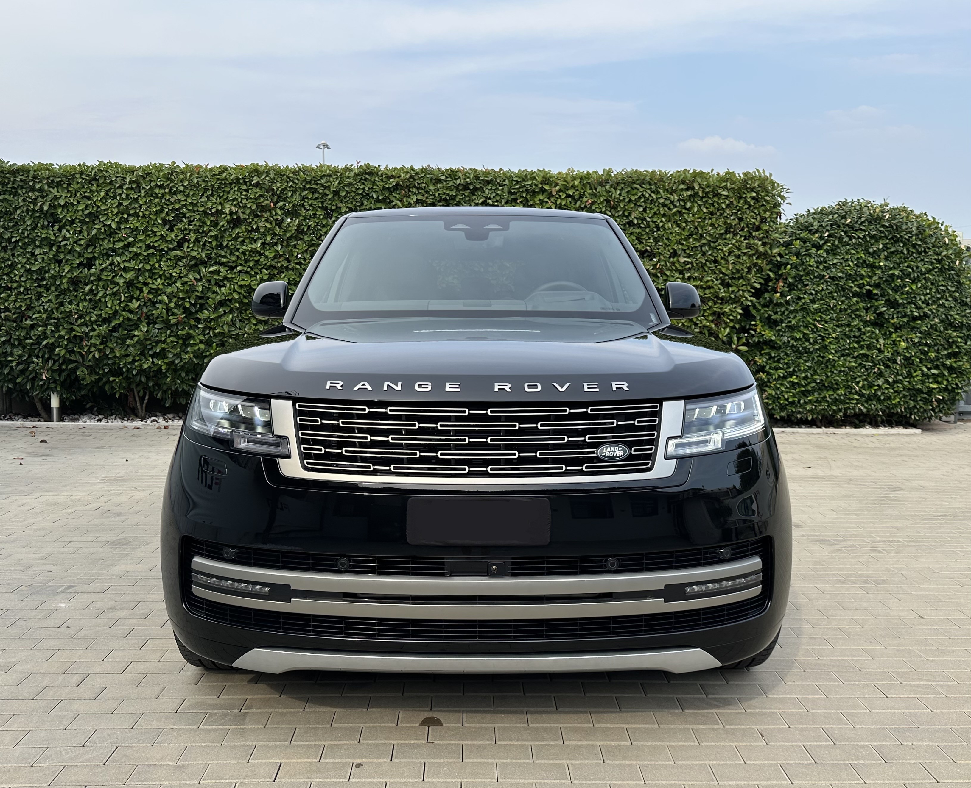 Range Rover Vogue LWB – 2